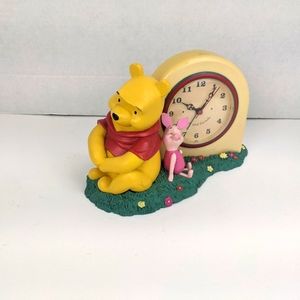 Winnie The Pooh And Piglet Too Vintage 60’s Clock